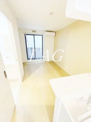 【居間・リビング】 | グレイシャス三ノ輪 | 洋室のお部屋です。