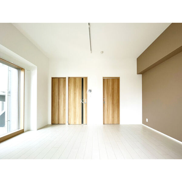 SPAZIO METALLOの居間・リビング