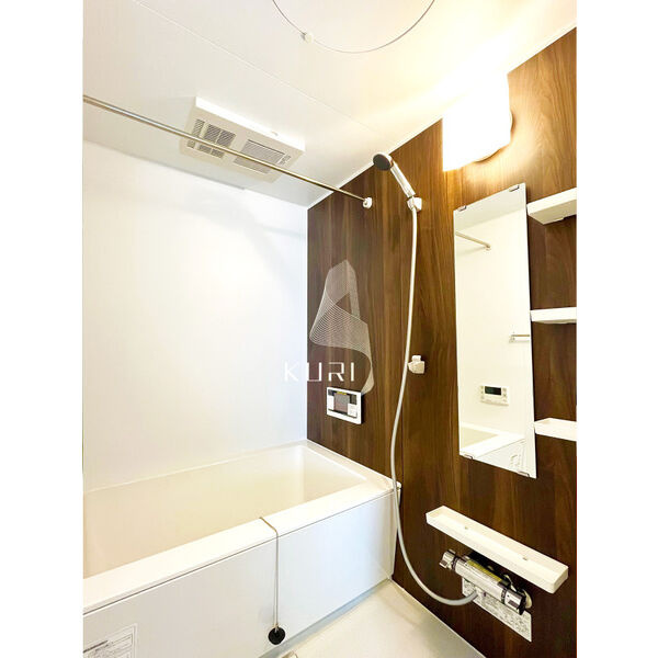 SPAZIO METALLOの浴室