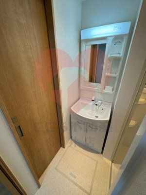 【洗面所】 | 港区夕凪１丁目貸家