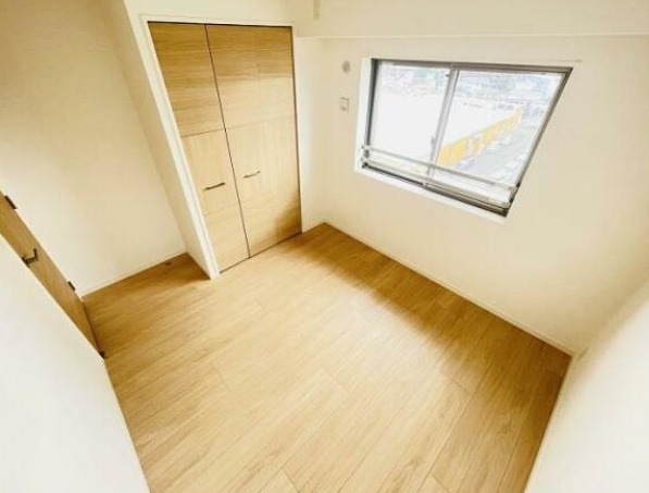 パーク・サンリヤン博多の森ＩＶ番館の洋室