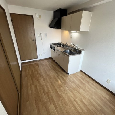 【居間・リビング】 | オリエンタルハイツ弥高