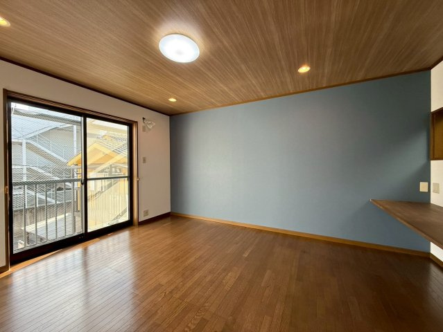 西ノ京南大炊御門町の洋室