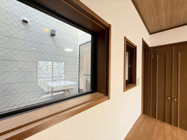 西ノ京南大炊御門町の洋室