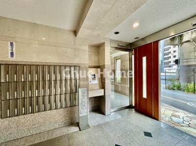 【防犯設備】 | 日神パレステージ北千住 | 【オートロック】オートロックシステムでセキュリティ充実。当たり前ですが、安全で安心して暮らすのって大事ですよね。お探しのご条件でオートロック付きの物件を探す方も多いですがやはりセキュリティは大事です。