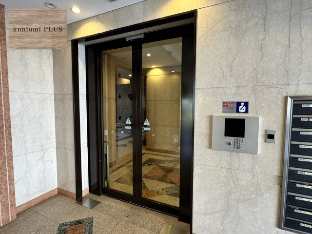ベルシャトウ都島友渕町Ⅱ番館のエントランス