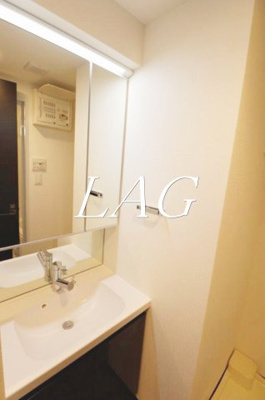 【独立洗面台】 | ジェノヴィア南千住Ⅲスカイガーデン | 独立洗面台です。