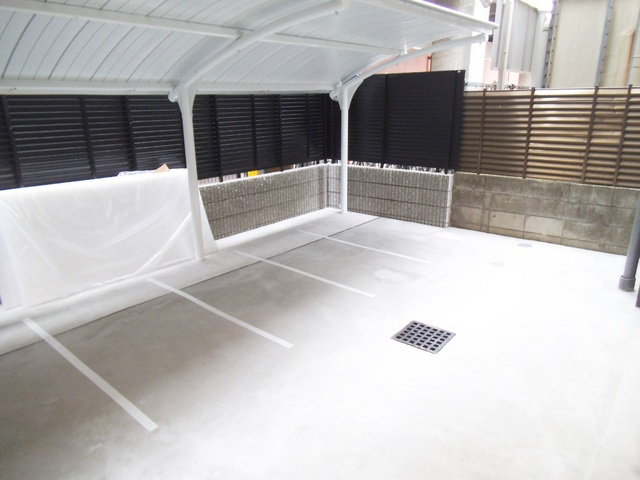 ＤＩＰＳ赤羽駅前のその他共用部分|バイク置場はこちらです☆