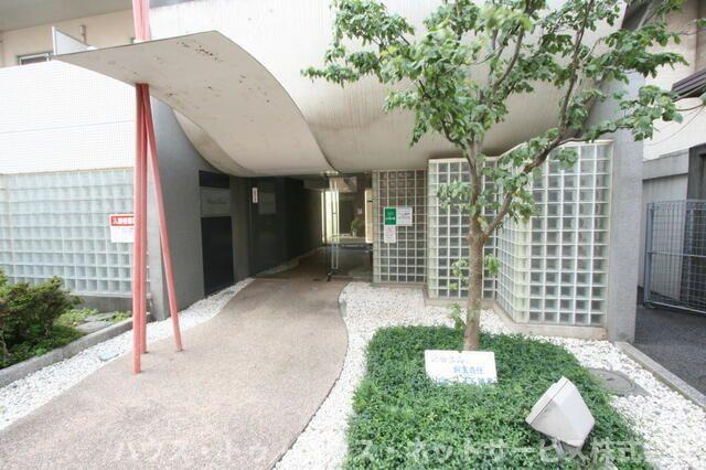 ポルタキアーラのエントランス