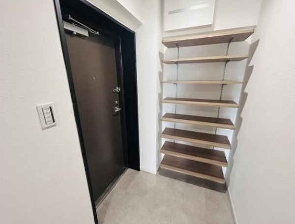 オリエントハイツ千鳥駅前の玄関