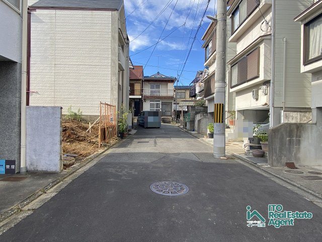 大宮玄琢北町 土地の前面道路含む現地写真