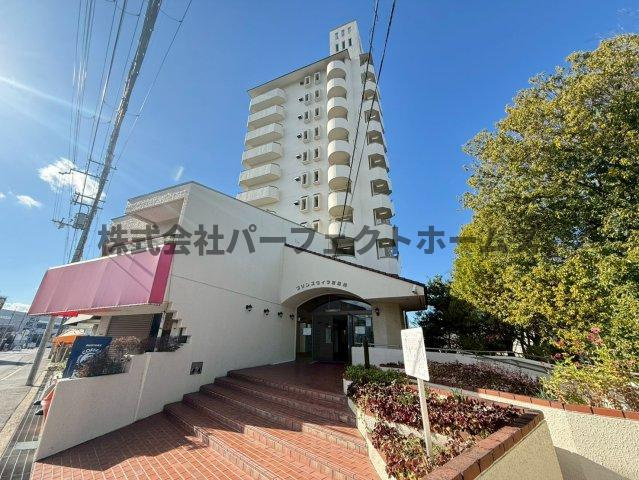 プリンスヴィラ寝屋川の外観|外はこのようになっています