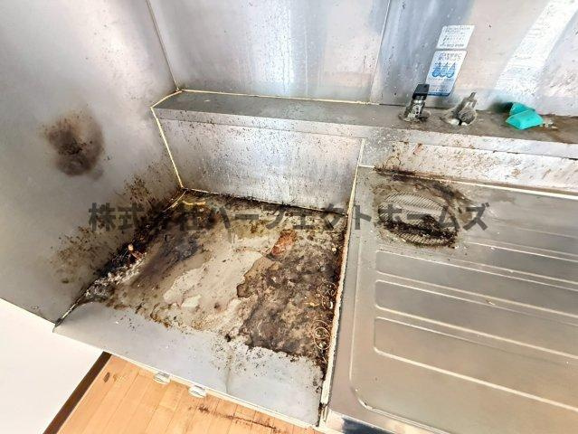 プリンスヴィラ寝屋川のキッチン|お料理しやすいキッチンです