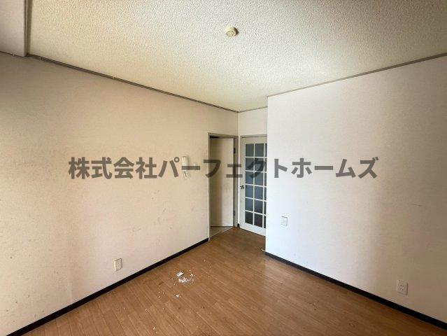 プリンスヴィラ寝屋川のキッチン|ダイニングスペースです