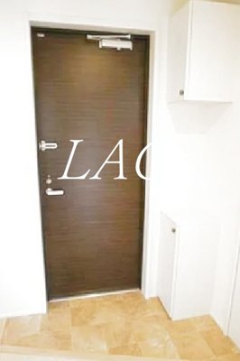 【玄関】 | ルート・エイ | 玄関です。