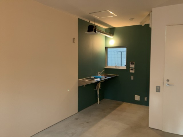 ＩＤＣＷ＆Ｒ　ＡＰＡＲＴＭＥＮＴ０２の居間・リビング