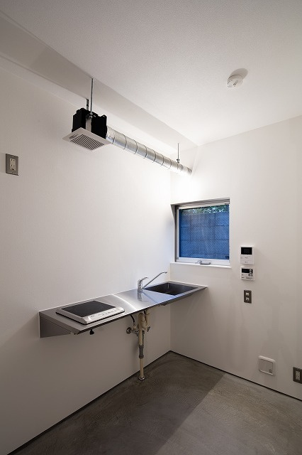 ＩＤＣＷ＆Ｒ　ＡＰＡＲＴＭＥＮＴ０２のキッチン