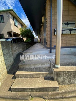 【エントランス】 | リトルターン