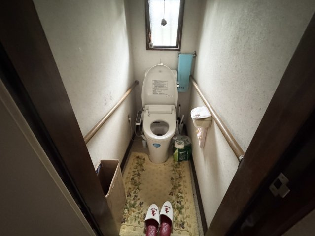 和室派集合♪下岡本町・広さと立地を両立した一軒のトイレ|シンプルで使いやすいトイレです