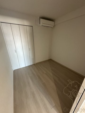 Alivis野田阪神の寝室