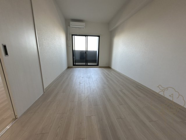 Alivis野田阪神の寝室