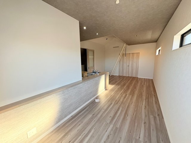 神戸市北区鈴蘭台南町6丁目新築戸建の居間・リビング