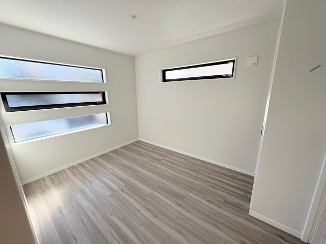 神戸市北区鈴蘭台南町6丁目新築戸建の洋室