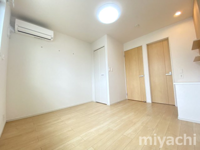 【洋室】 | レ・セーナ沖洲A