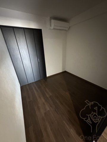 Alivis野田阪神の寝室