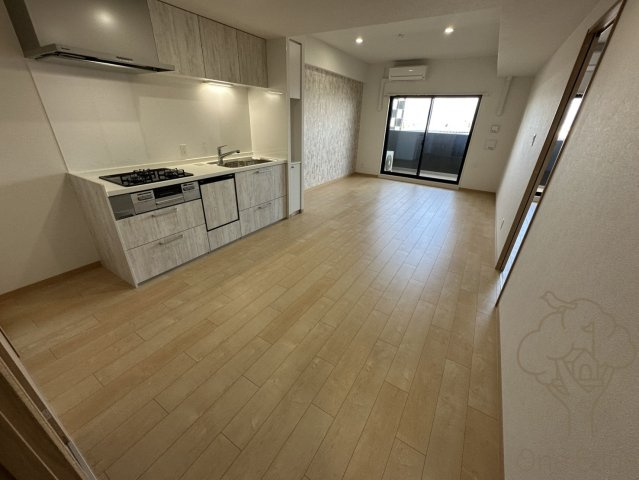 Alivis野田阪神の居間・リビング