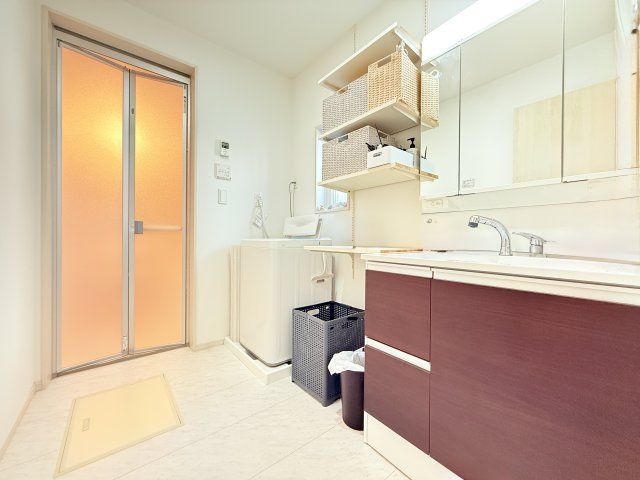 ひたちなか市大字市毛オール電化中古住宅の独立洗面台