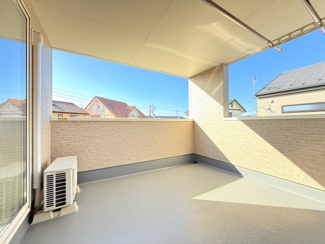 ひたちなか市大字市毛オール電化中古住宅のバルコニー