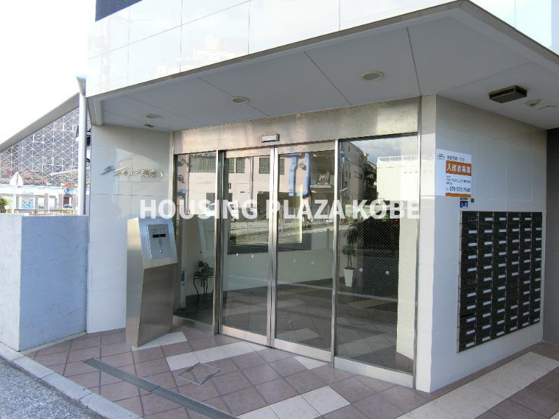 クレアドル須磨Ⅲのエントランス