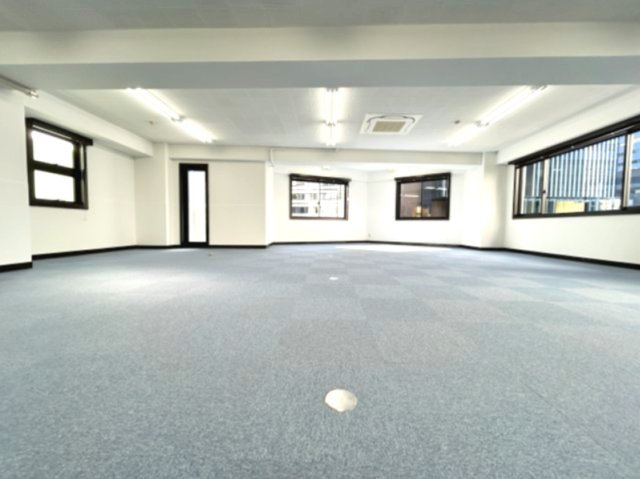 虎ノ門興業ビル　3Fの内装