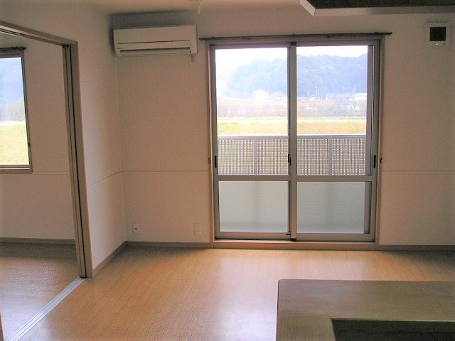 リバーサイドＭＨの居間・リビング