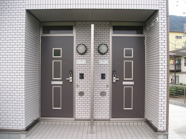 リバーサイドＭＨの玄関