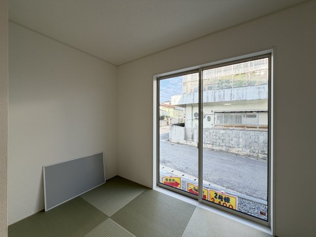 糸満市座波　第2（全4棟）2号棟の和室|2号棟　畳コーナー4帖付き♪