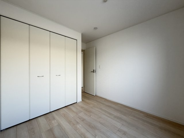 糸満市座波　第2（全4棟）2号棟の洋室|2号棟　洋室4.5帖＋CL付き♪