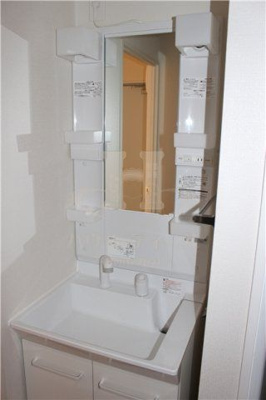 【洗面所】 | GLANZ ST | ゆったりとスペースのある洗面所