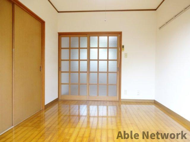 キウチコーポの居間・リビング|洋室6帖　※別部屋写真につきイメージ