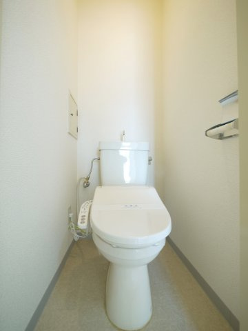 豊成センチュリーロイヤルのトイレ|※写真は別の部屋のものです。