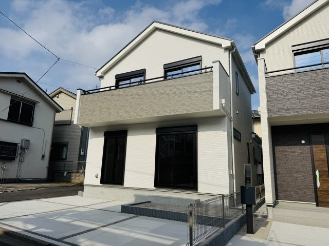 八王子市　大和田町　新築一戸建ての外観|～北八王子駅徒歩14分　ZEH水準の省エネ住宅　並列2台駐車可能～