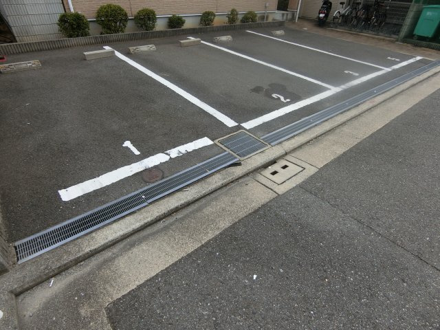 【駐車場】 | ミーティスルーチェ