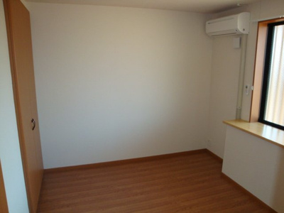 【寝室】 | オパール・サン・セリテ | 北側洋室