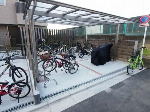 エスパシオのその他|駐輪場