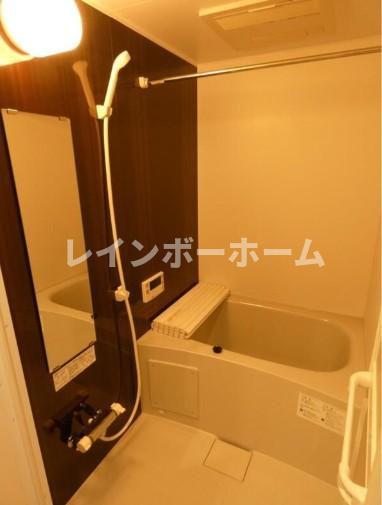 江戸川区新堀１丁目の賃貸マンションの浴室