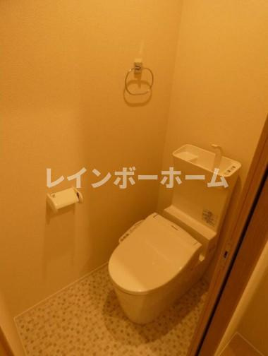 江戸川区新堀１丁目の賃貸マンションのトイレ