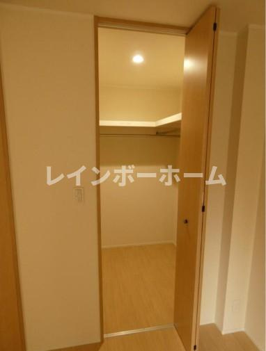 江戸川区新堀１丁目の賃貸マンションの収納