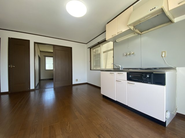 ハウスフロンティアの居間・リビング|LDK12帖