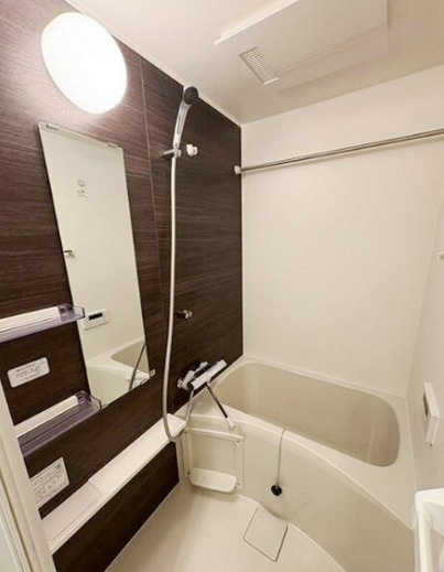 ブランシエスタ用賀　フリーレント　敷金礼金0　新築の浴室